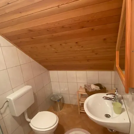 Kocna Bed & Breakfast