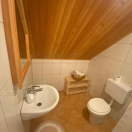 Kocna Bed & Breakfast